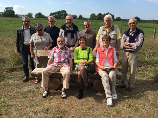 Bänke Mundenhoferweg 2015