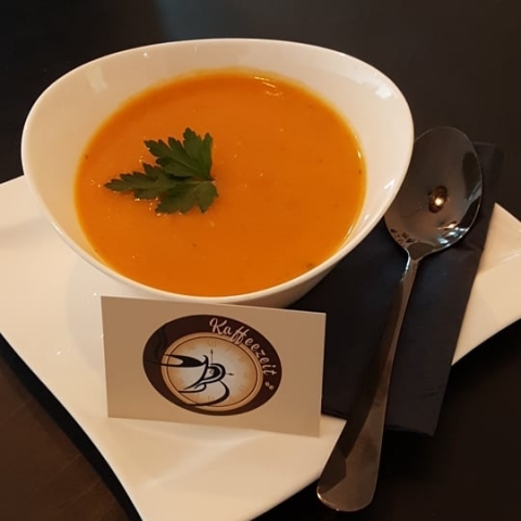 Mittagstisch Kaffeezeit Süßkartoffelsuppe
