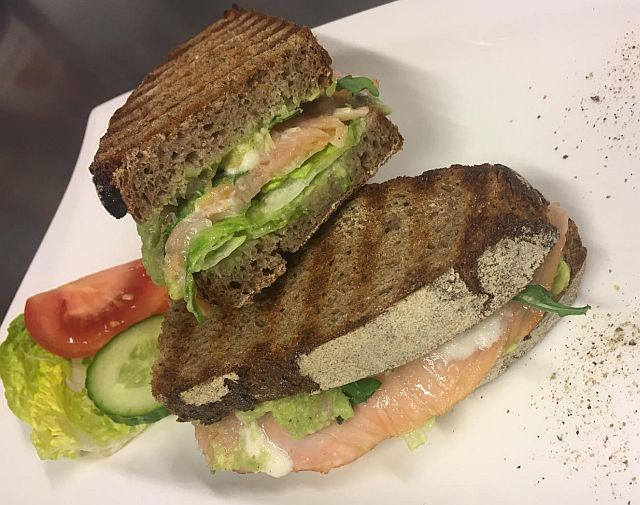 Röstbrot Lachs Kaffeezeit