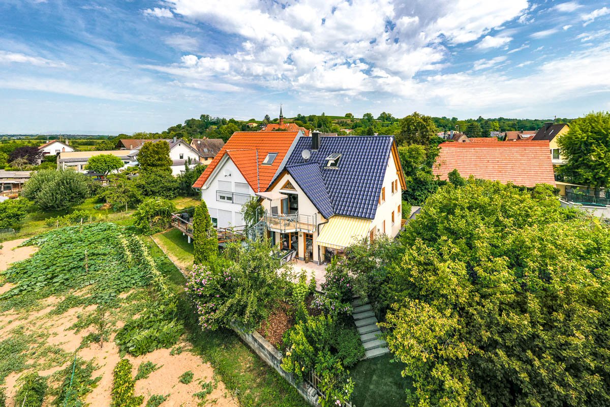 KROss IMMOBLIEN Drohnenfoto Einfamilienhaus Koendringen Teningen Denzlingen